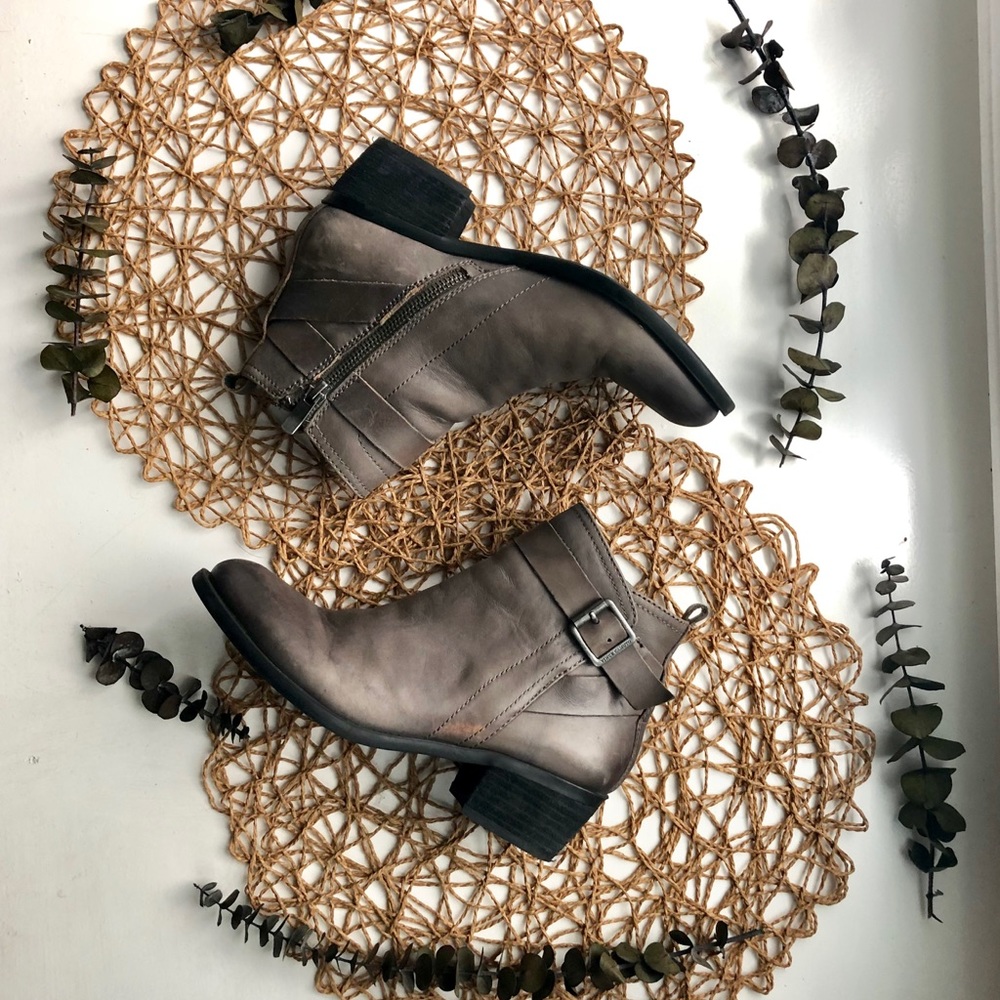 Vince Camuto Booties